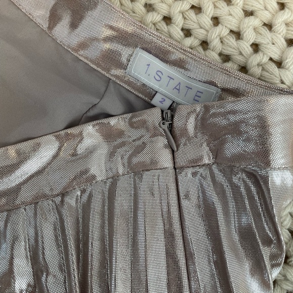 1.State metallic pleated midi skirt - size 2 - barely worn - Picture 3 of 5